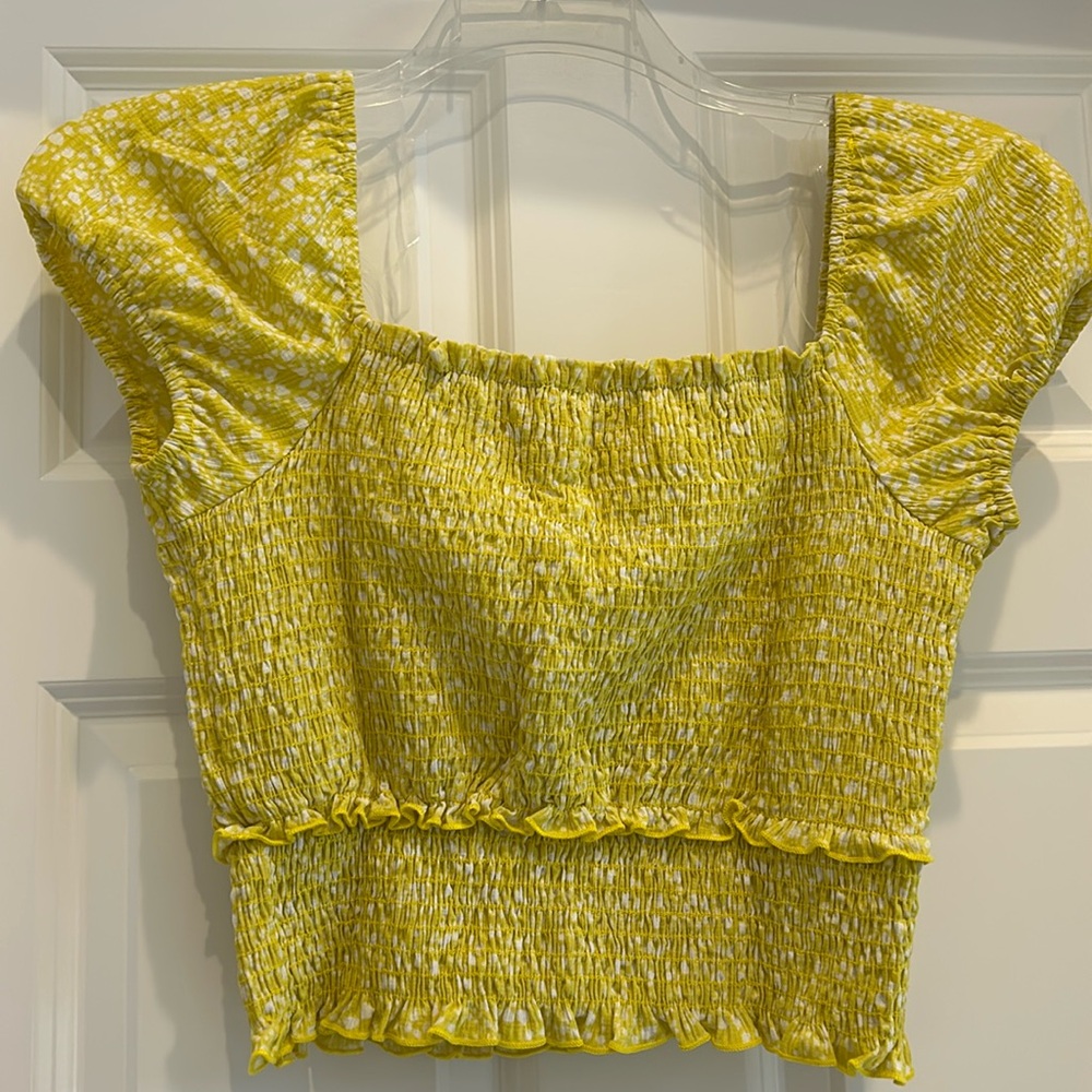 LUSH Yellow Print Puff Sleeve Smocked Crop Top size XL - Picture 3 of 7